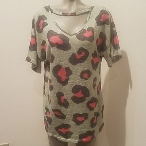 NWT Boutique Leopard Shirt Size MED
